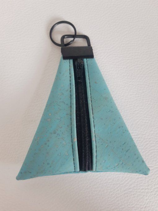 Porte-monnaie / porte-clés en liège turquoise