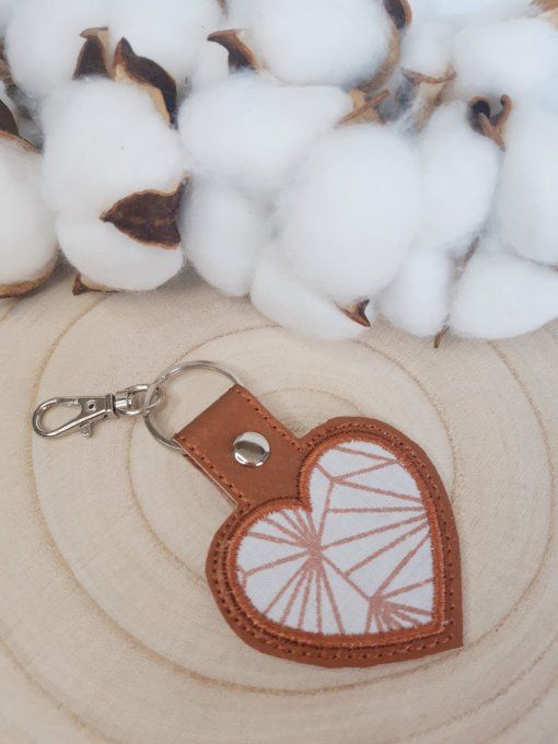 Porte-clé Coeur appliqué tissu géométrique