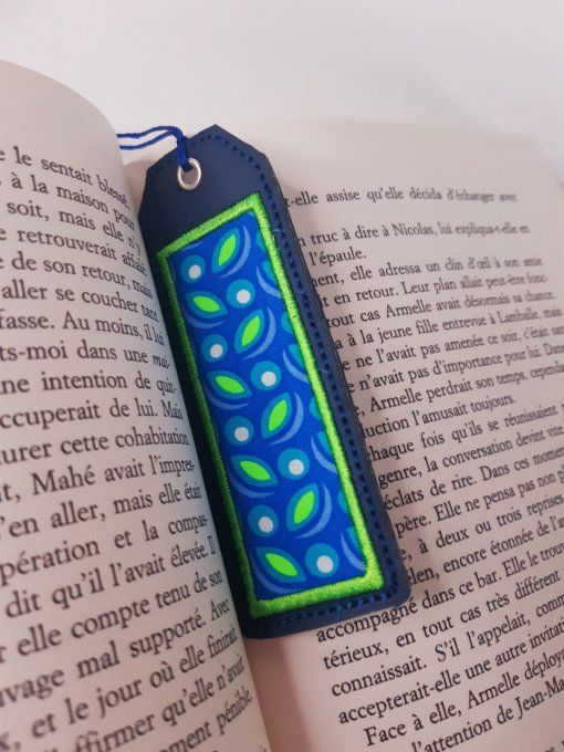 Marque-page avec appliqué - bleu