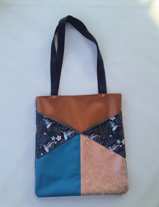 Patron du tote bag AMARANTE
