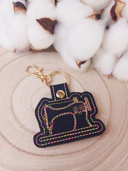 Porte-clé machine à coudre - muticolore fluo