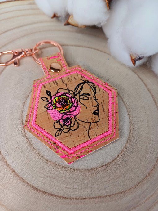 Porte-clé hexagonal - portrait rose