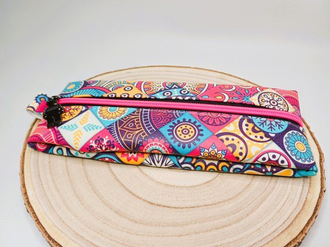 Trousse Brisbane - carrés colorés