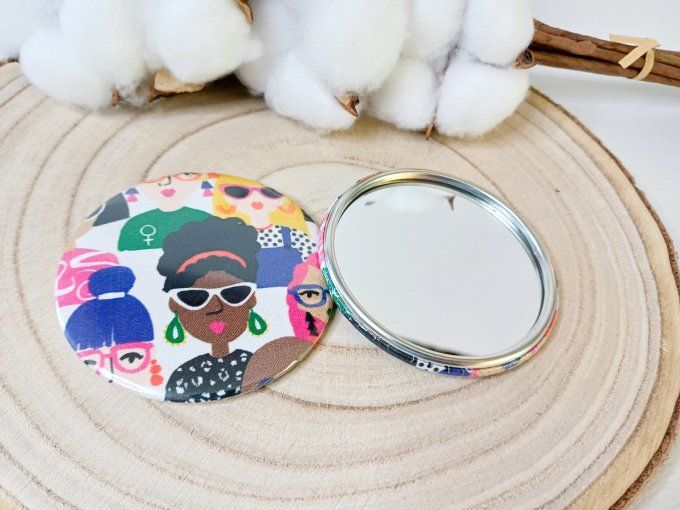 Miroir motif "femmes du monde"