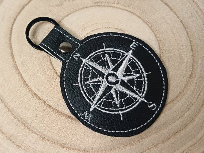 Porte-clé Boussole en simili cuir