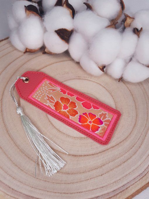 Marque-page avec appliqué - fleurs roses
