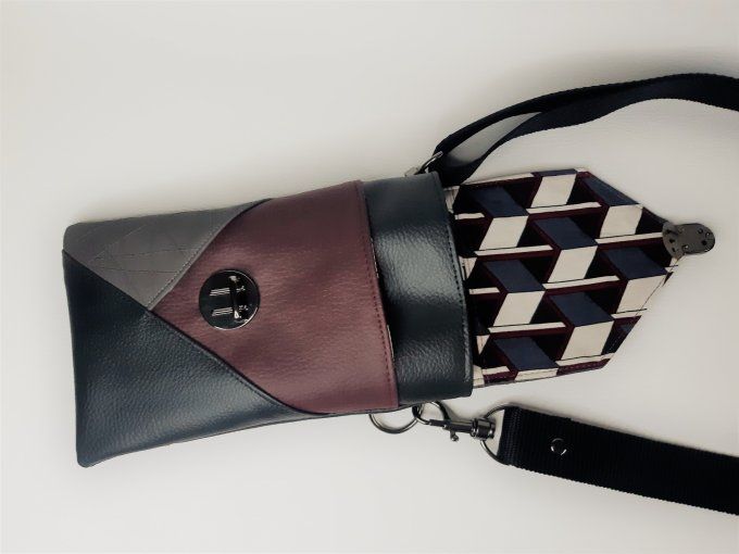 PADOUK phone pouch - Pattern in english