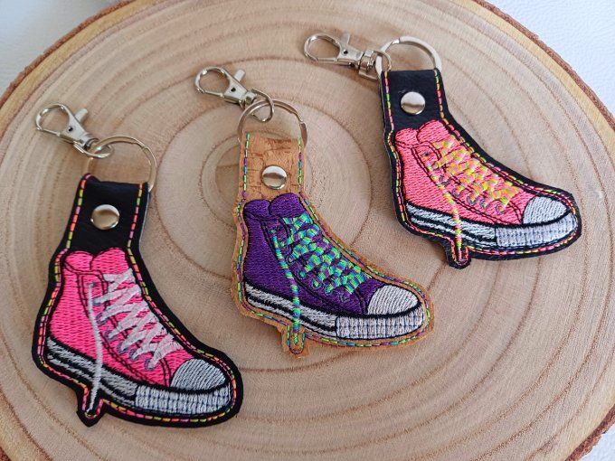 Porte-clé basket - rose fluo