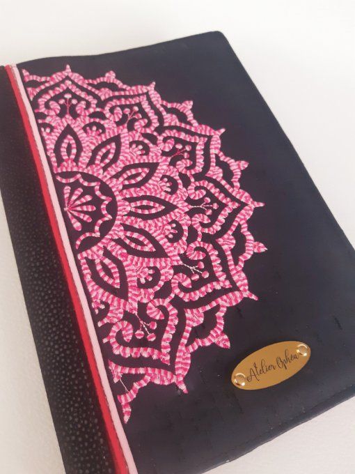 Protège carnet A5 - mandala rose