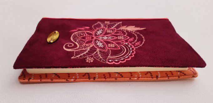 Protège carnet A5 - lotus mandala - pourpre