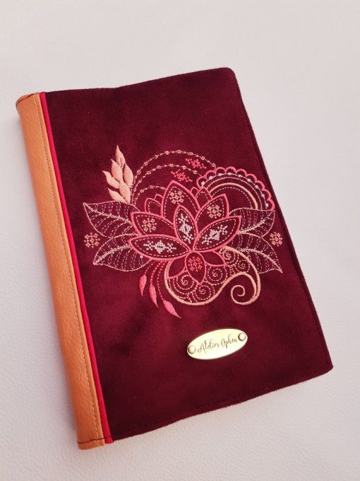 Protège carnet A5 - lotus mandala - pourpre