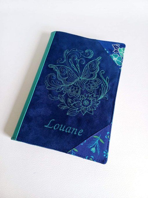 Ensemble protège carnet A5 personnalisé et son pot à crayons assortis - papillon bleu